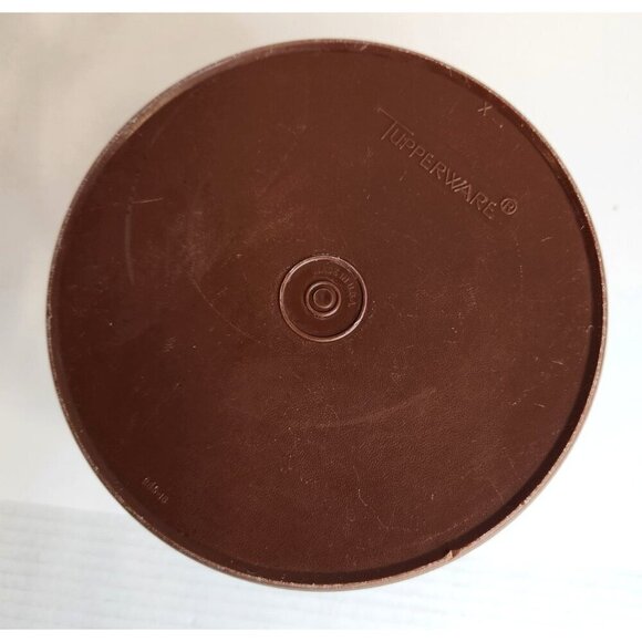 Vintage Brown Tupperware  Canister Container  5.25" tall x 7" wide No. 265-16 - Picture 13 of 13